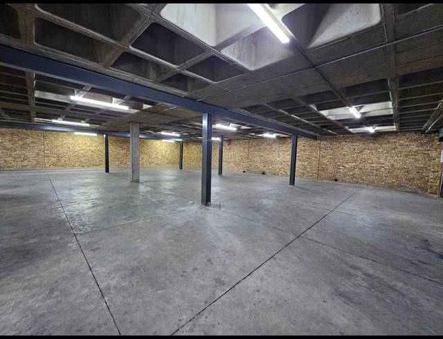 646M² FACTORY TO LET IN KYA SANDS
